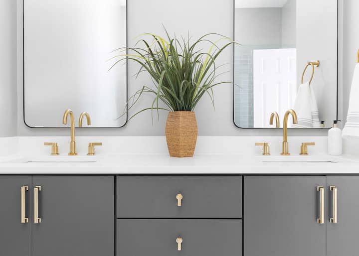 Shower and Bathtub Installation Services Brooksville